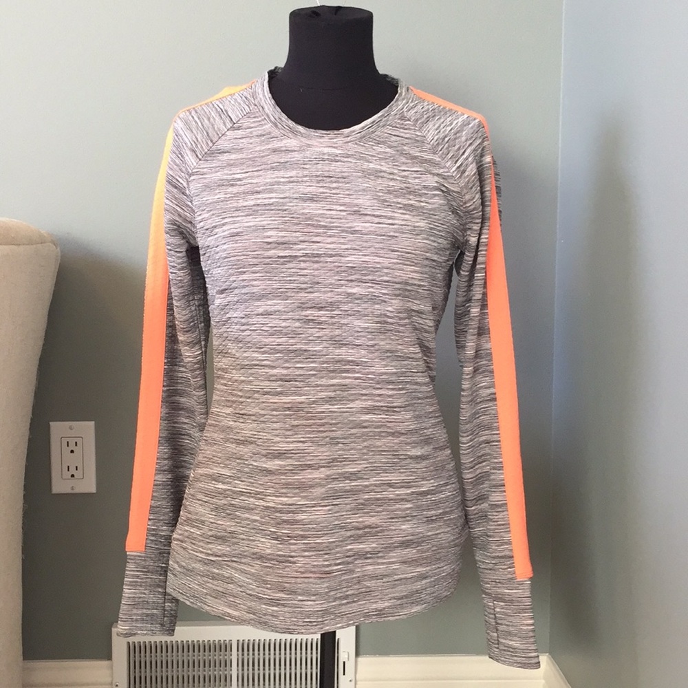 Athleta long sleeve Small